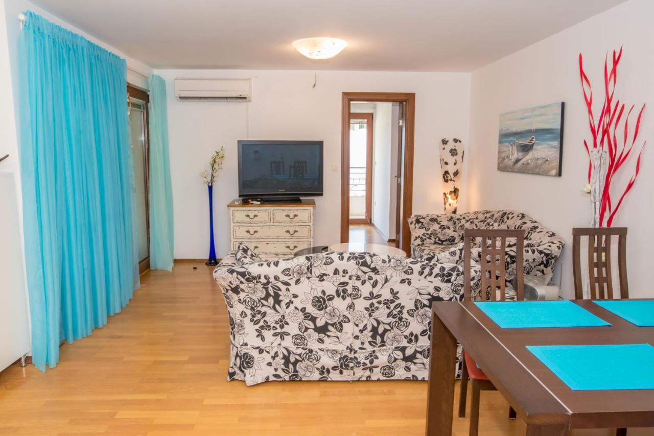 Apartment Elena Petrovac 外观 照片